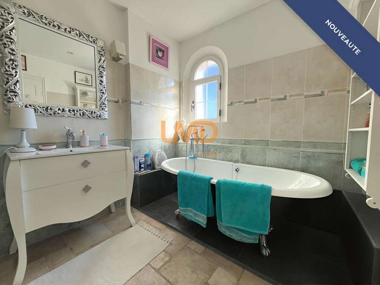 Maison Trans-en-Provence - 5 chambres - 286m²