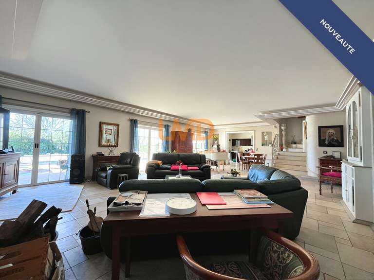 Maison Trans-en-Provence - 5 chambres - 286m²