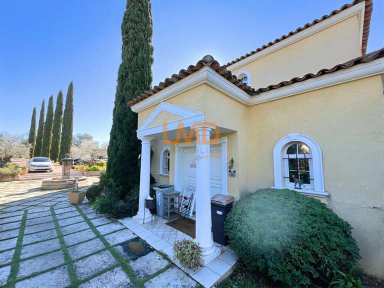 House Trans-en-Provence - 5 bedrooms - 286m²