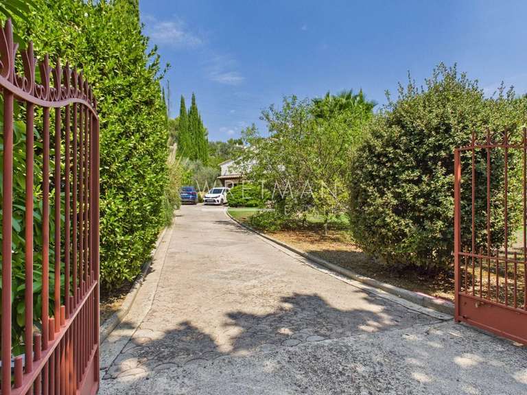 Villa Trans-en-Provence - 3 chambres - 166m²