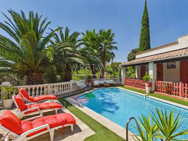 Villa Trans-en-Provence - 3 chambres - 166m²