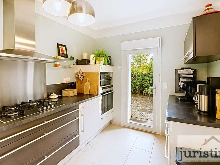 Maison Travaillan - 4 chambres - 143m²