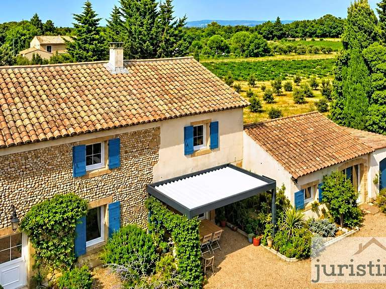 Maison Travaillan - 4 chambres - 143m²