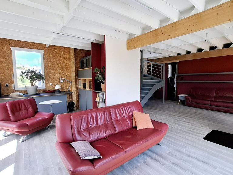 House Trédrez-Locquémeau - 254m²
