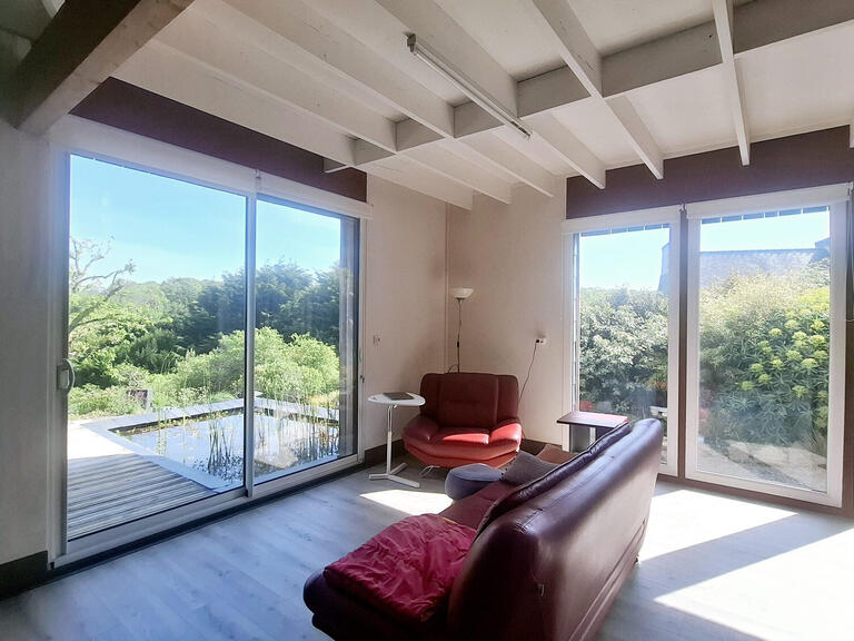 House Trédrez-Locquémeau - 254m²