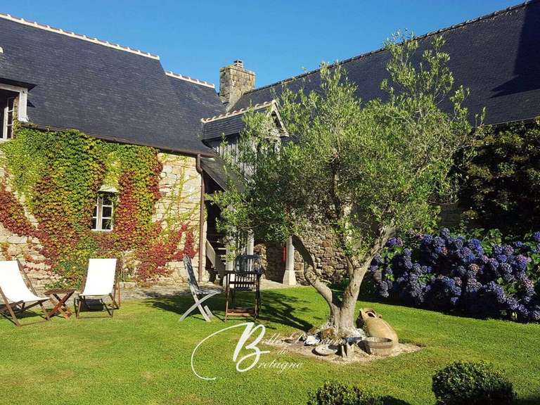 Maison Trédrez-Locquémeau - 10 chambres