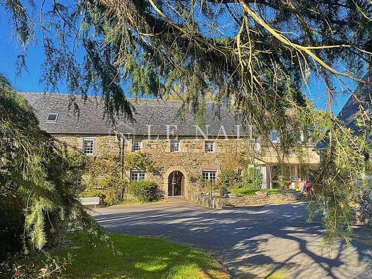 Manoir Tréguier - 9 chambres - 648m²