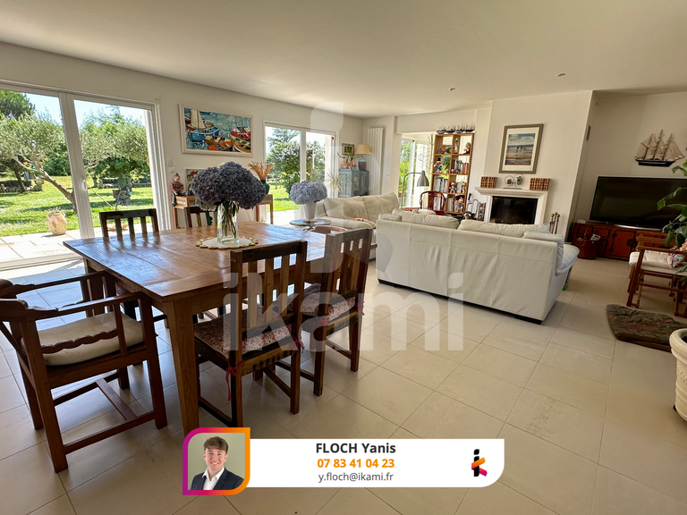 Maison Trégunc - 8 chambres - 290m²