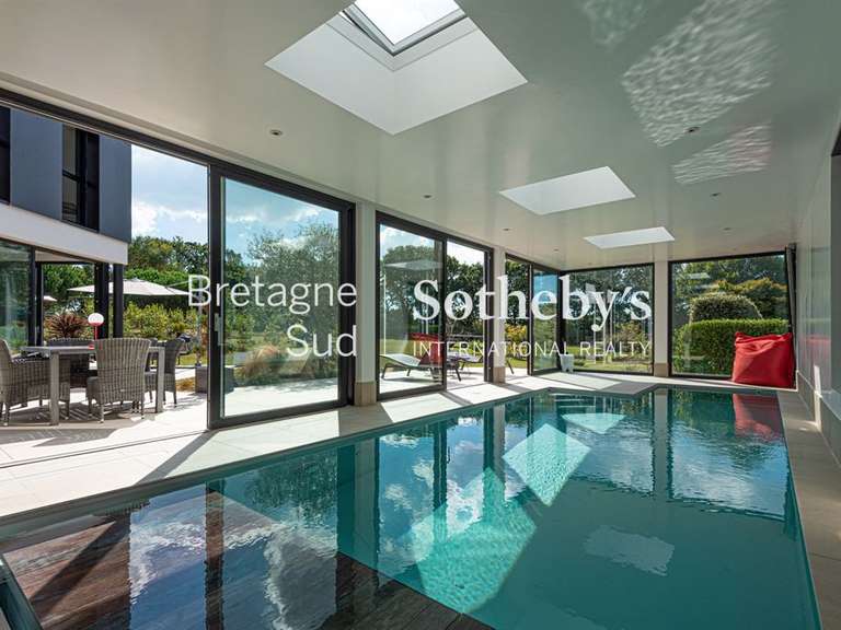 Maison Trégunc - 4 chambres - 236m²