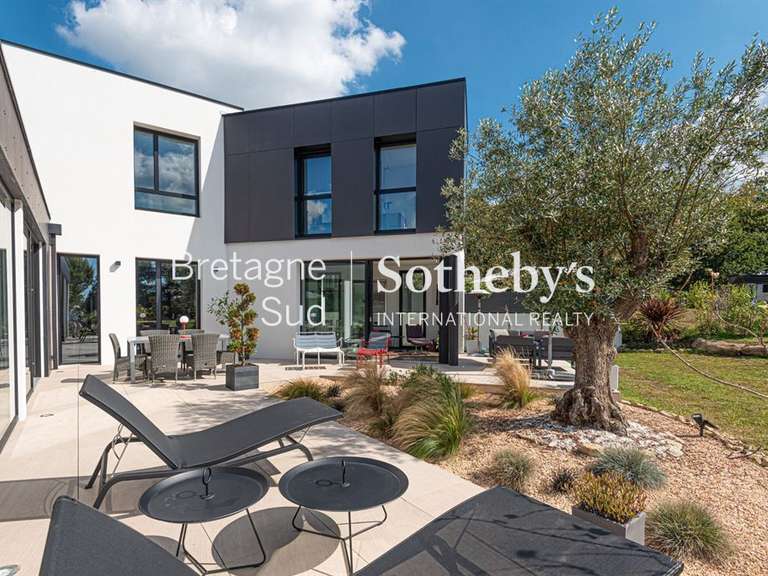 Maison Trégunc - 4 chambres - 236m²