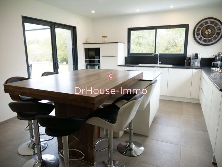 Villa Trélissac - 4 bedrooms - 171m²