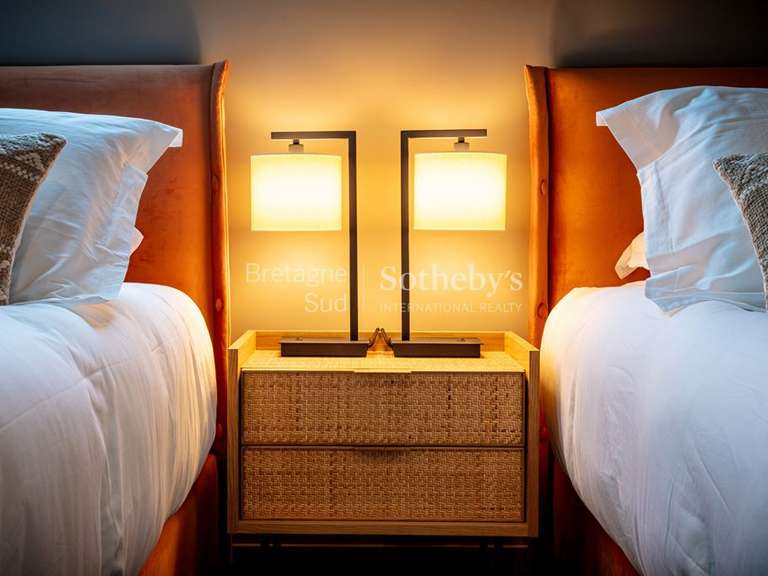 Propriété Tréméoc - 12 chambres - 640m²