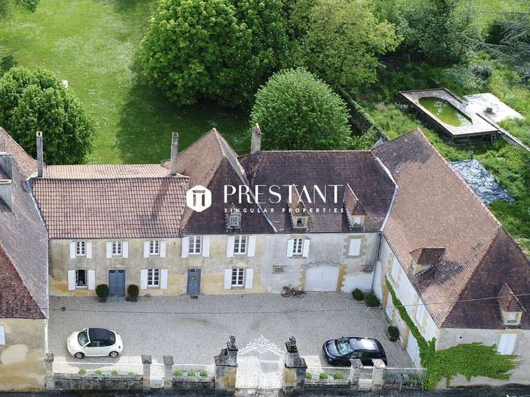 Maison Trémolat - 7 chambres - 411m²