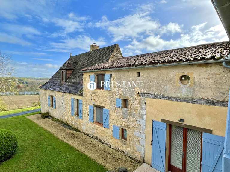Propriété Trémolat - 11 chambres - 540m²