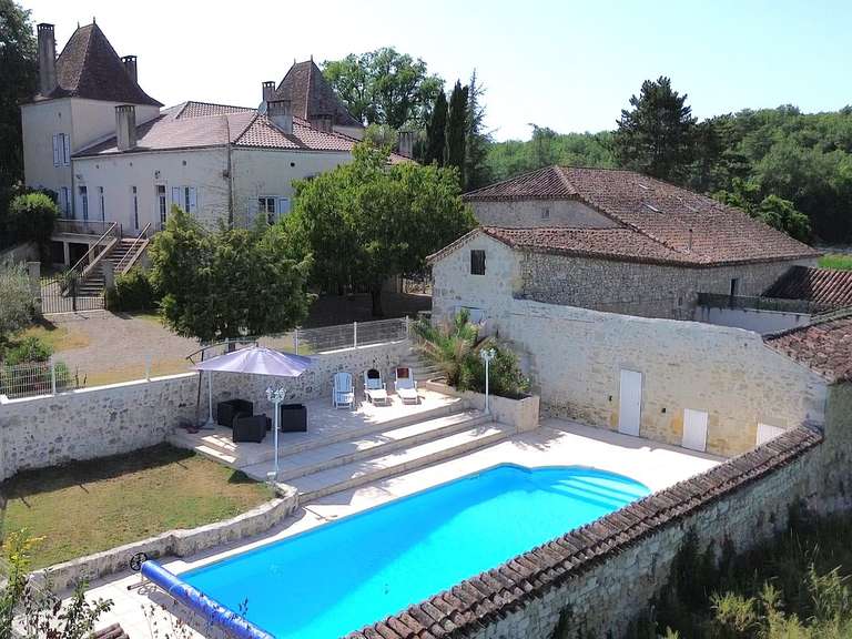 Château Trémons - 15 chambres - 620m²