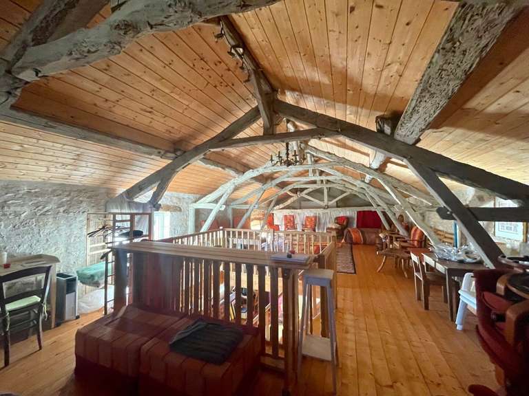 Maison Trespoux-Rassiels - 7 chambres - 423m²