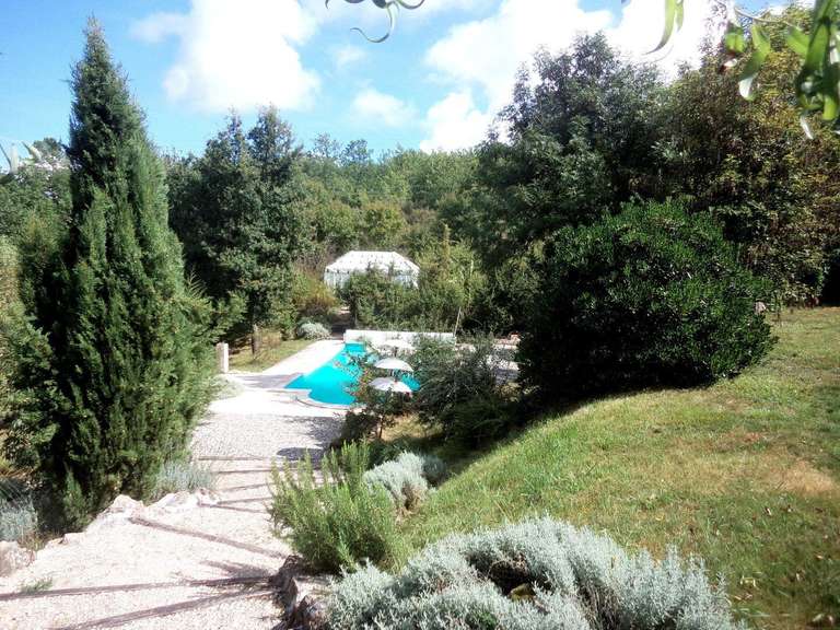 Maison Trespoux-Rassiels - 7 chambres - 423m²
