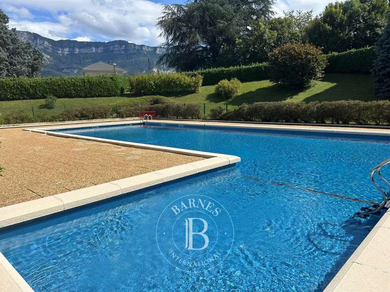 Appartement Tresserve - 2 chambres - 93m²