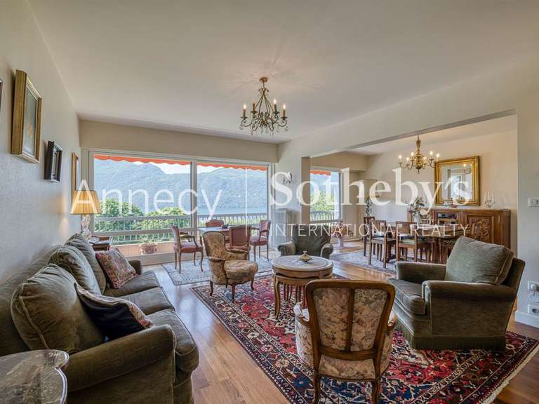 Appartement Tresserve - 3 chambres - 144m²