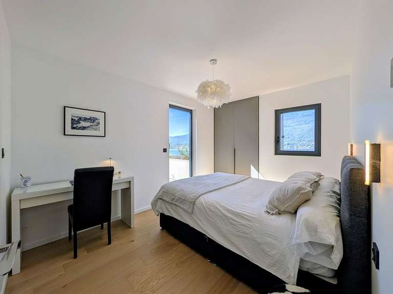 Appartement Tresserve - 3 chambres - 98m²