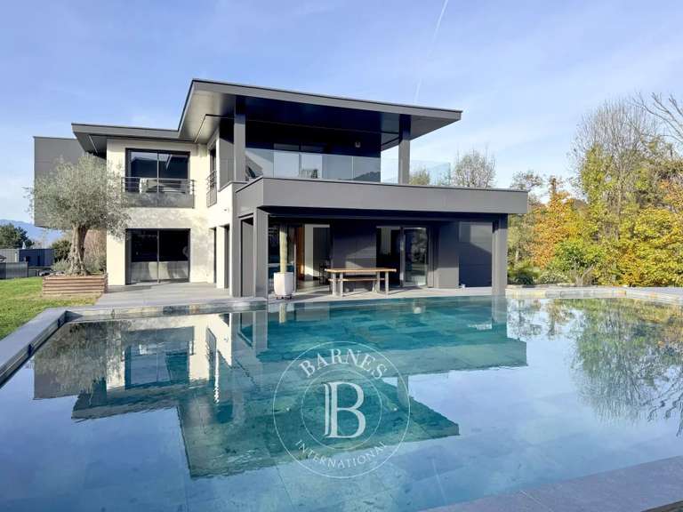 Maison Tresserve - 4 chambres - 226m²