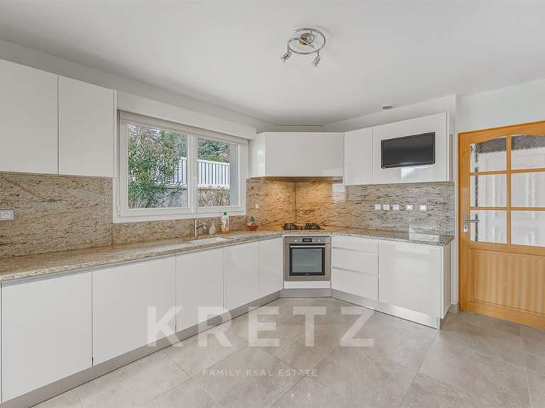 Maison Tresserve - 5 chambres - 218m²