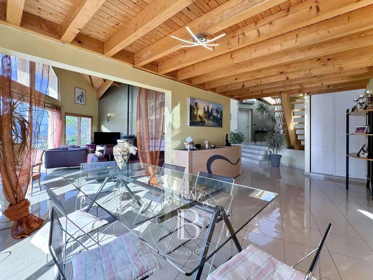 House Tresserve - 5 bedrooms - 253m²