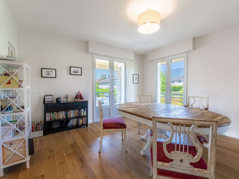 House Tresserve - 5 bedrooms - 211m²