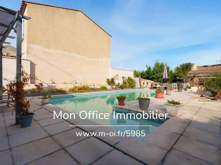 Maison Trets - 5 chambres - 210m²