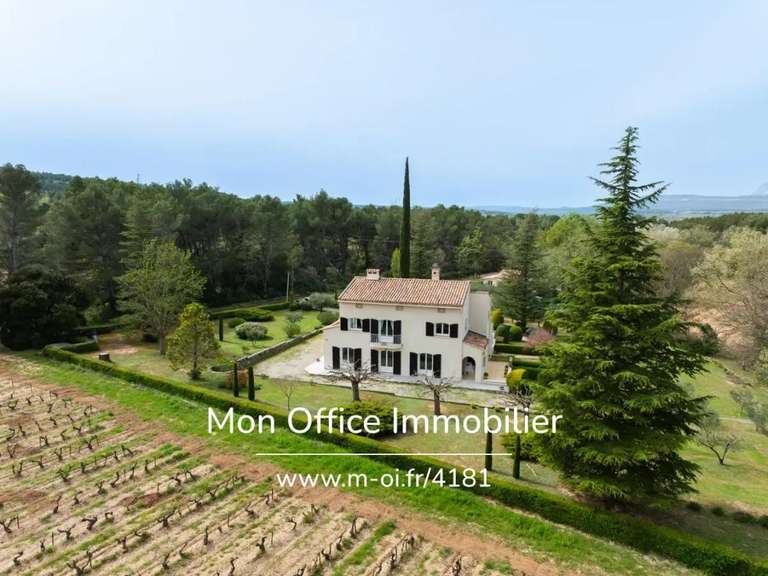 Maison Trets - 4 chambres - 250m²