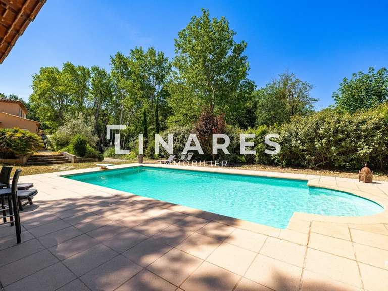 Maison Trets - 4 chambres - 213m²
