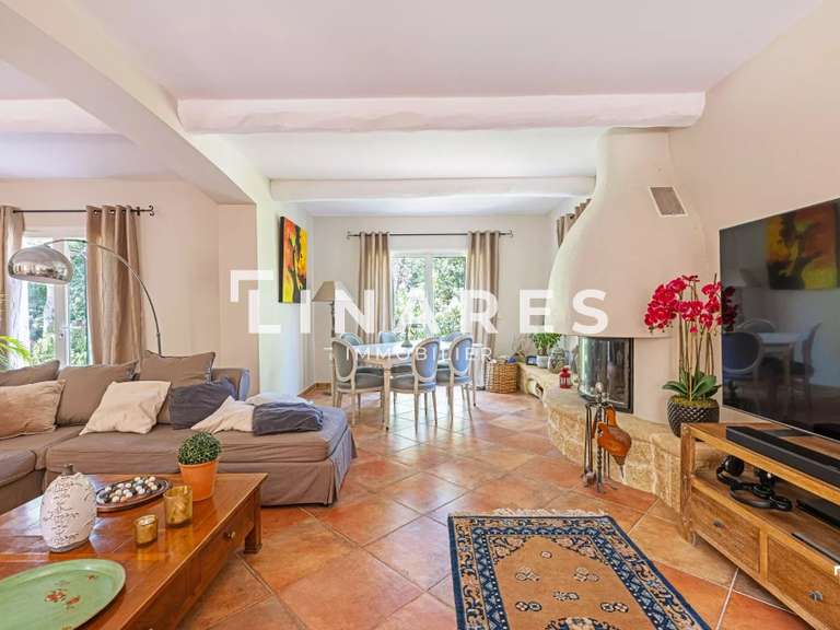 Maison Trets - 4 chambres - 213m²