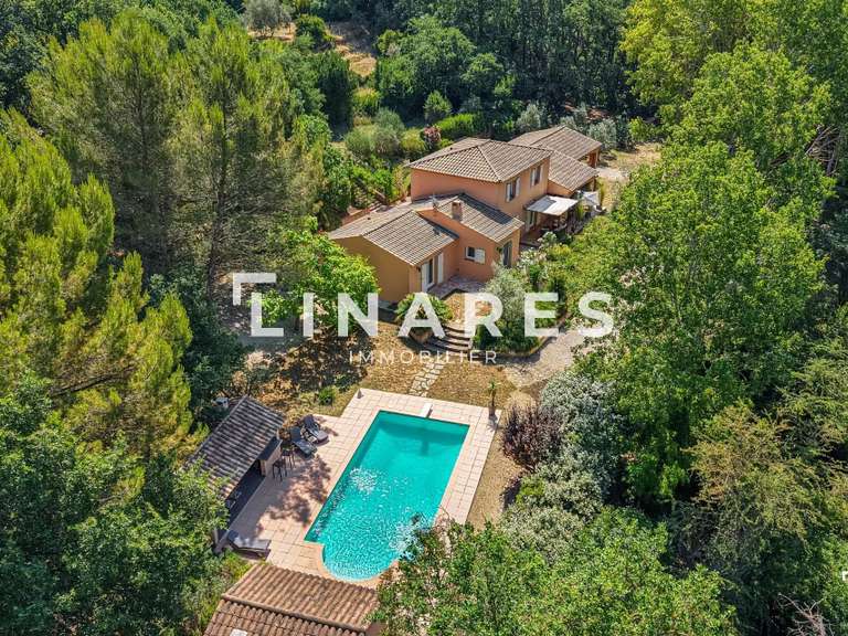 Maison Trets - 4 chambres - 213m²