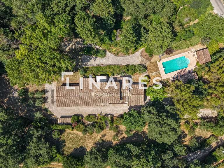 Maison Trets - 4 chambres - 213m²