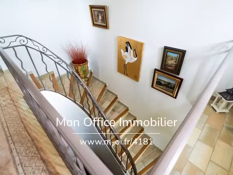 Maison Trets - 4 chambres - 250m²