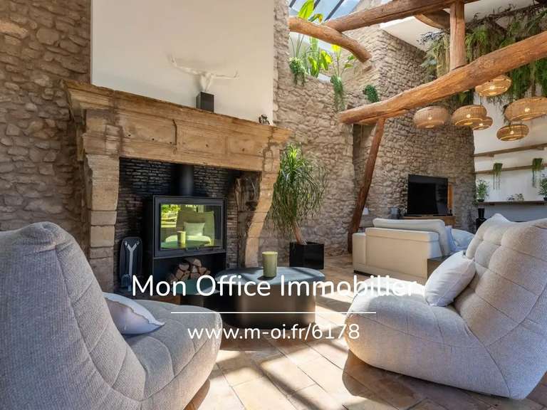 Propriété Trets - 8 chambres - 555m²