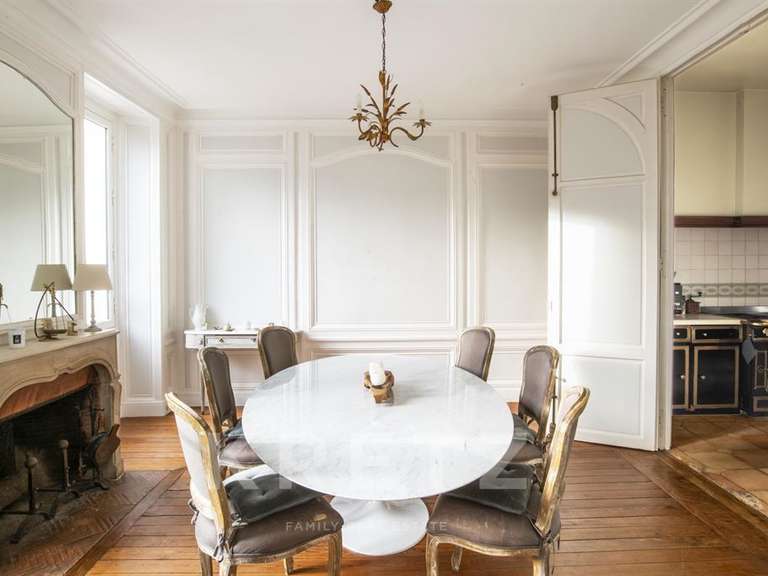 Maison Triel-sur-Seine - 7 chambres - 300m²