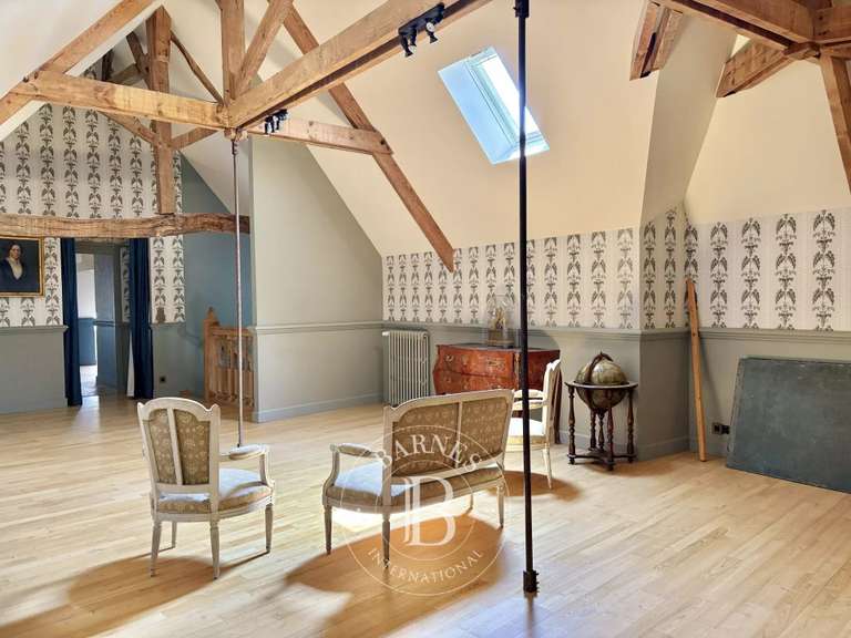 Maison Troarn - 4 chambres - 380m²