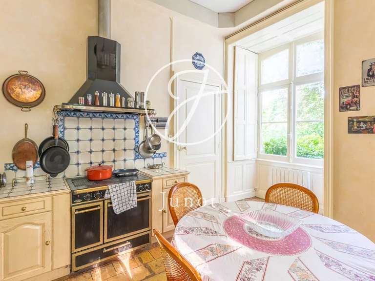 Château Troo - 13 chambres - 1320m²