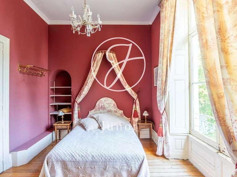 Château Troo - 13 chambres - 1320m²