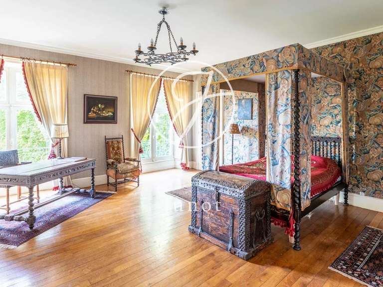 Château Troo - 13 chambres - 1320m²