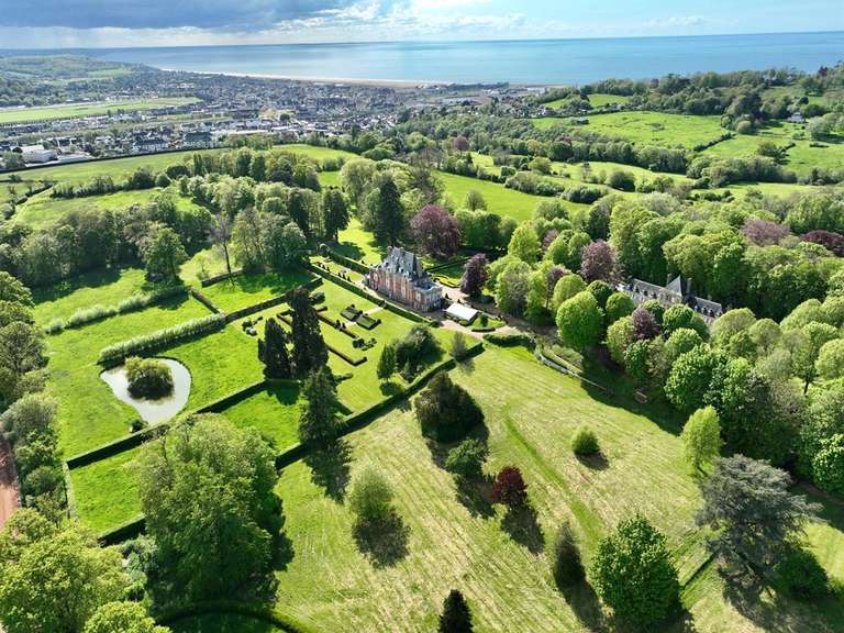 House Trouville-sur-Mer - 12 bedrooms - 450m²