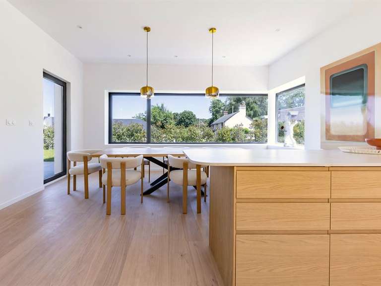 House Trouville-sur-Mer - 5 bedrooms - 372m²
