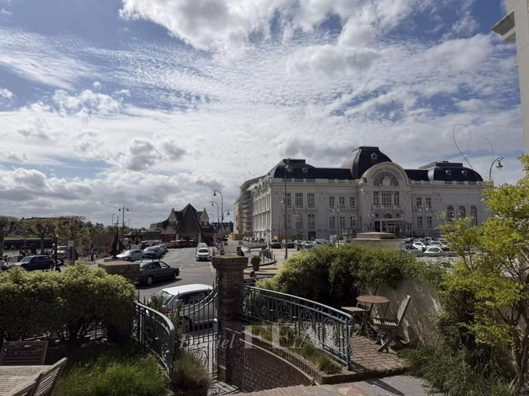 Villa Trouville-sur-Mer - 6 bedrooms - 230m²