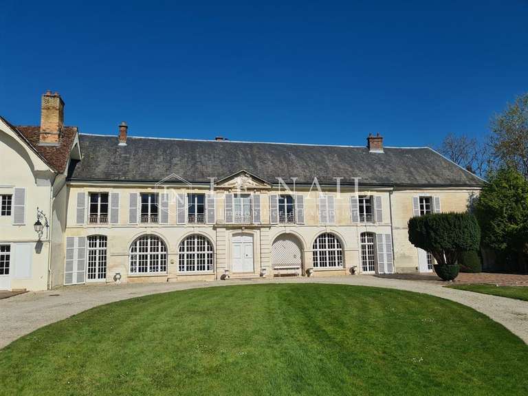 Château Troyes - 15 chambres - 1500m²
