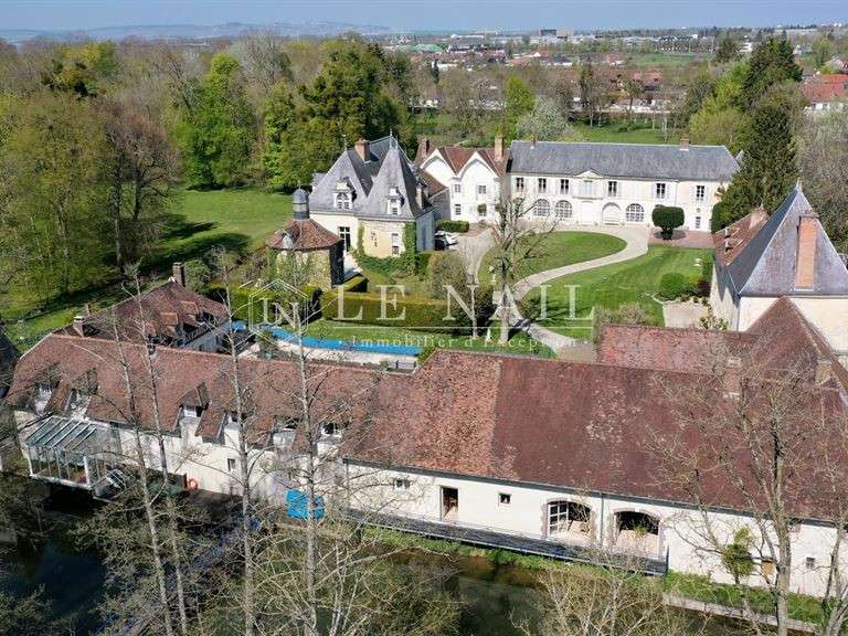 Château Troyes - 15 chambres - 1500m²