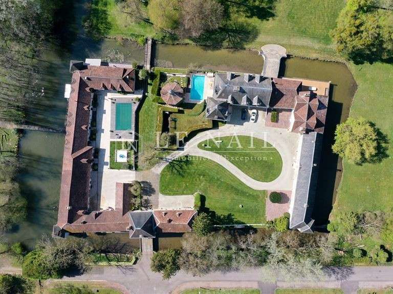 Château Troyes - 15 chambres - 1500m²