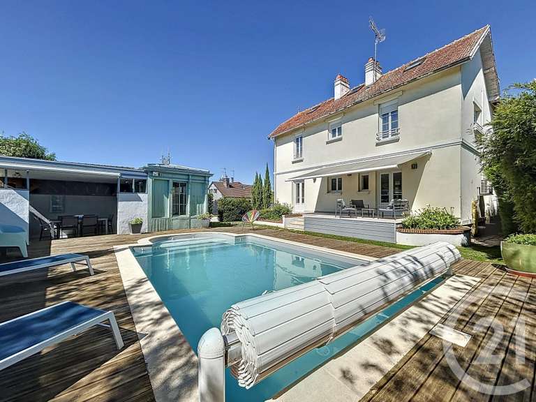 Maison Troyes - 5 chambres - 220m²