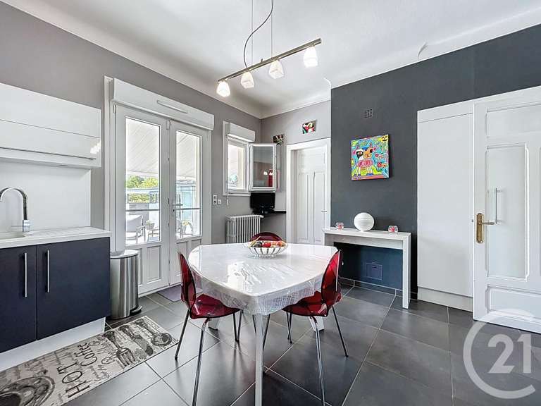 Maison Troyes - 5 chambres - 220m²