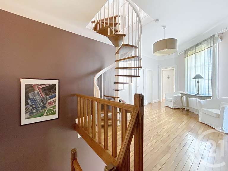 Maison Troyes - 5 chambres - 220m²